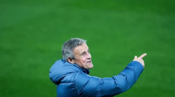 نظام غير عادل.. لويس إنريكي يهاجم شكل دوري أبطال أوروبا بعد قرعة باريس سان جيرمان